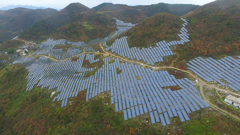 重慶山地項目光伏組件案例